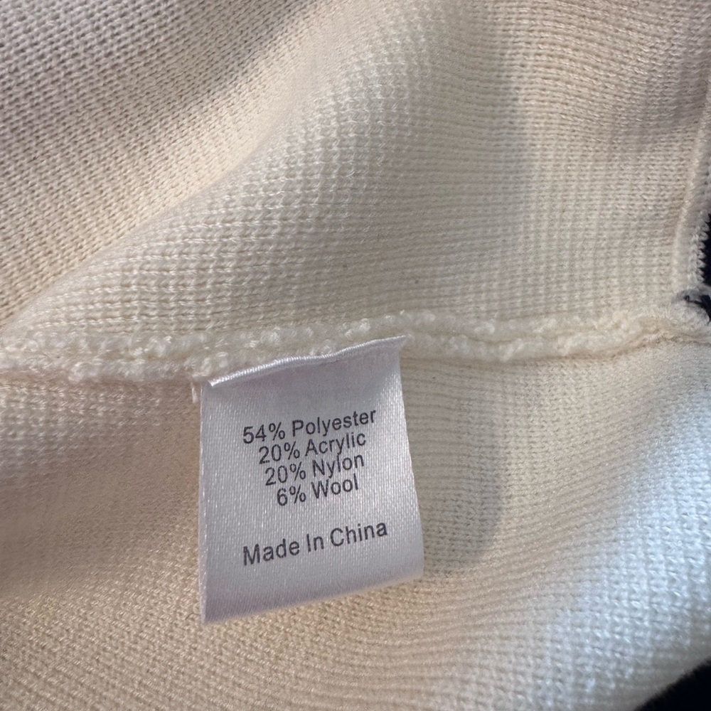 Tuckernuck Merritt Knit Sweater Dress Off White Navy Trim NWT Size Small - Picture 4 of 5